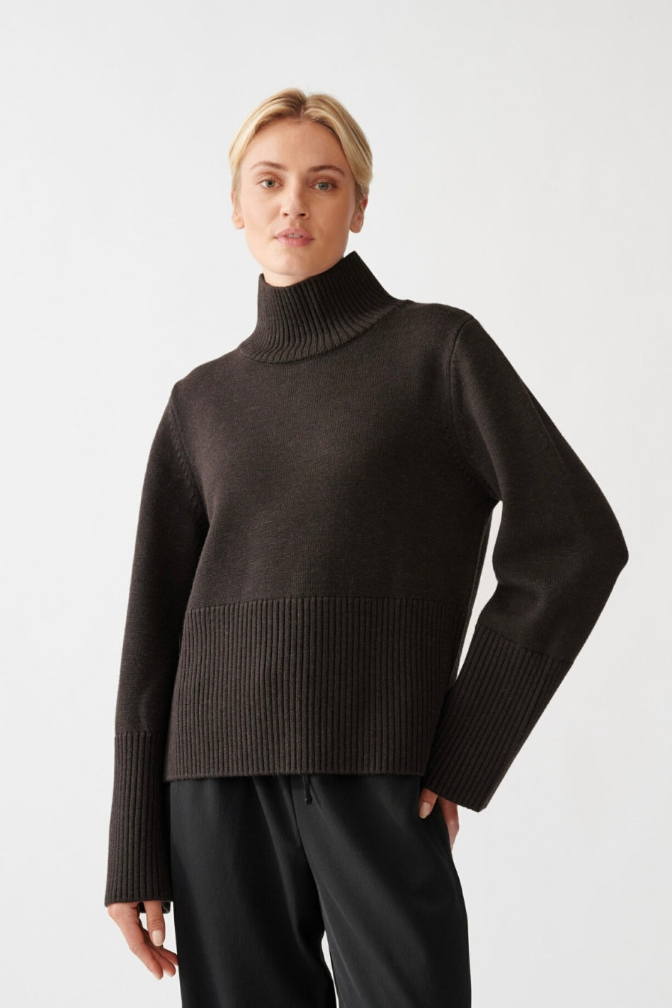 Julie Josephine - High neck wool sweater